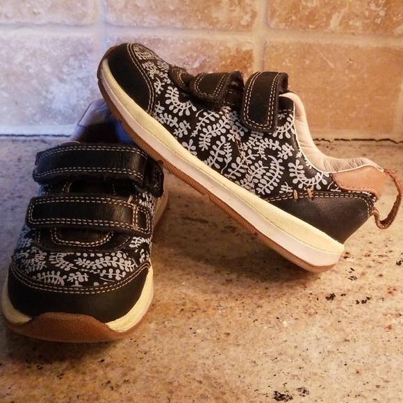 first walking shoes clarks